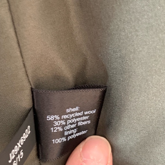 Green fitted jacked w/leather trim . Zip front S - Picture 7 of 7